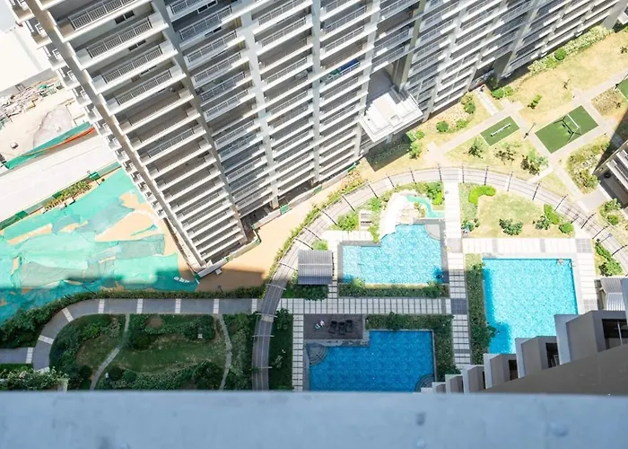 Prime 2-br Near Major Business Districts 公寓